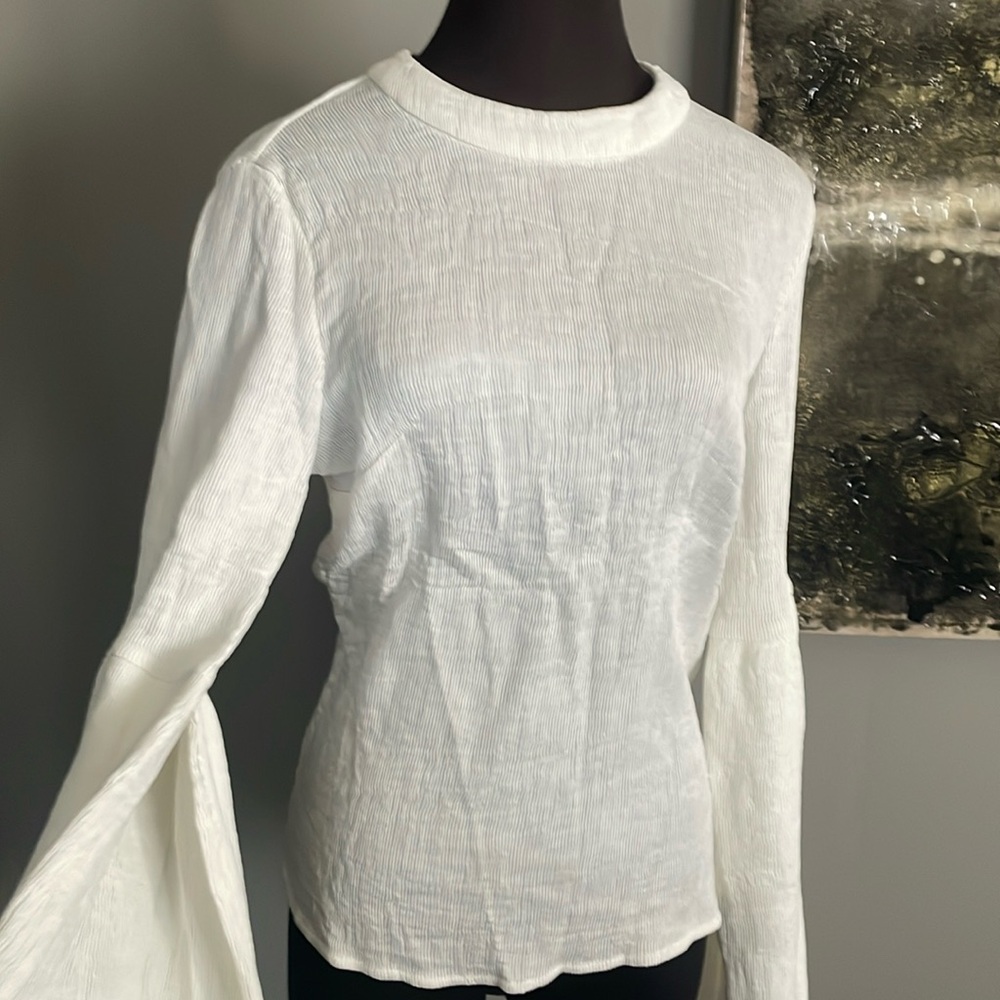 Beautiful off white blouse spilt bell sleeves  M